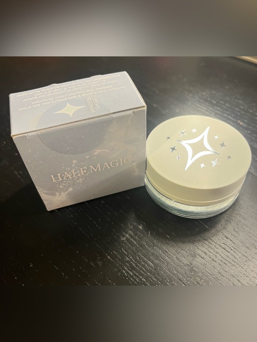 Half Magic Glitterpuck in Princess Ghost Eyeshadow